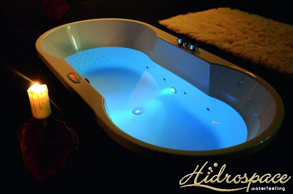 Vasca_Da_Bagno_Ovale_180_X_85_Life